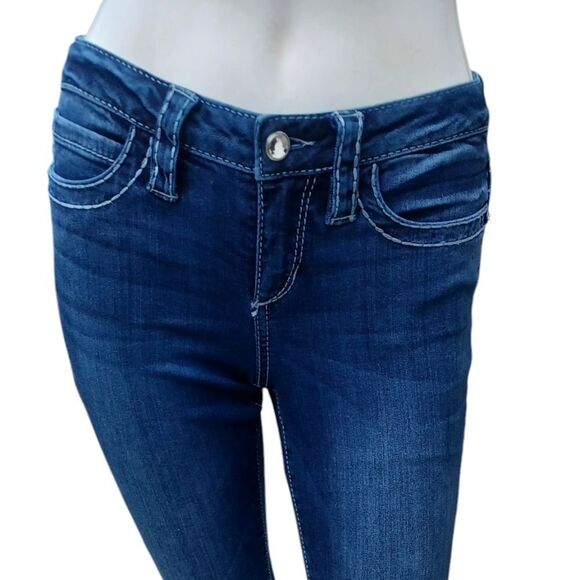 8104...bebe Skinny Jeans Size 26, W24" 27"Inseam 7"Rise - Picture 1 of 6